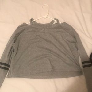 Cropped long sleeve shirt